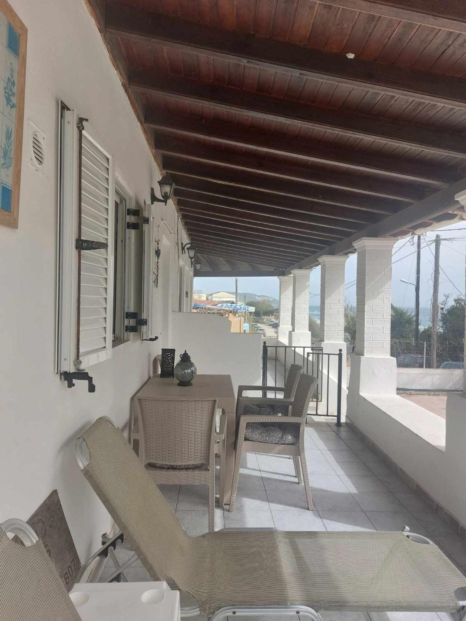 Foivos Seaside Apartments آغيوس غيوريوس المظهر الخارجي الصورة